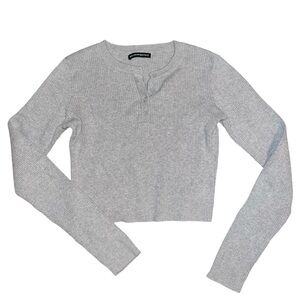 Brandy Melville Light Gray long sleeve crop top